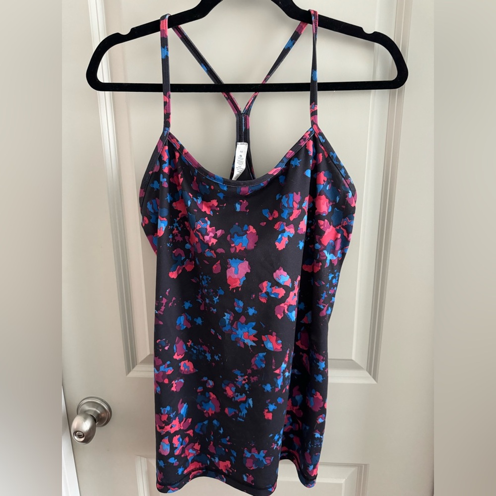 Lululemon Tank with built in bra size 10